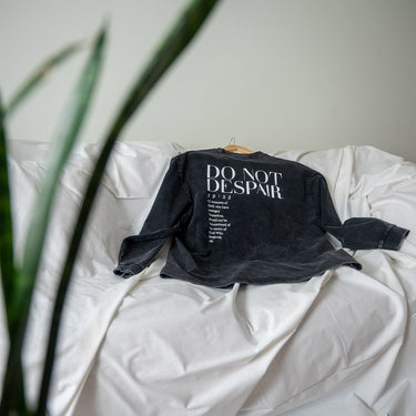 Do not despair acid washed unisex long sleeve t-shirt